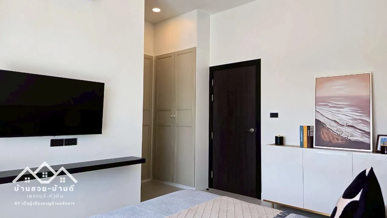 N202604003 Modern luxury pool villa - 35