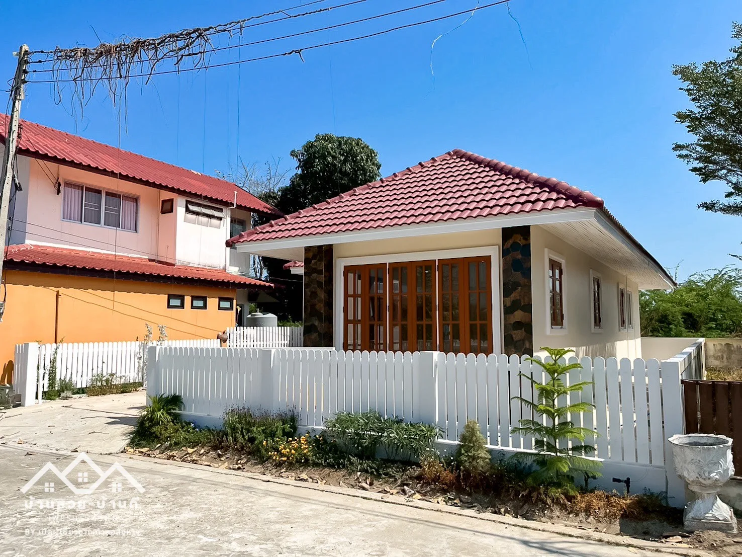R202603001 บ้านเดี่ยวรีโนเวท ใกล้ทะเลเพียง 5 นาที - 2