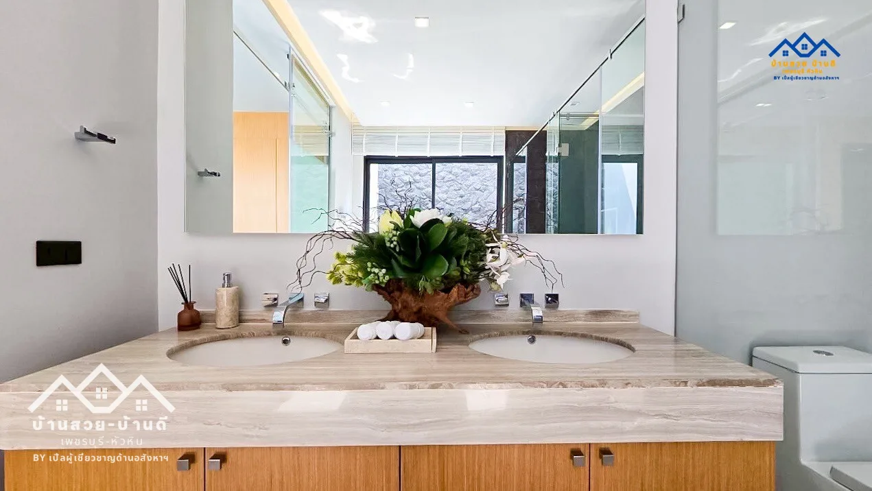 N202602009 Luxury Poolvilla modern loft style, mountain view - 23